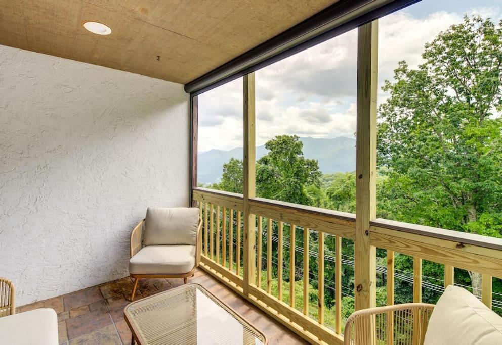 Villa Lux Retro Getaway W/ Ober & Smoky Mtn Views! Gatlinburg Exterior foto