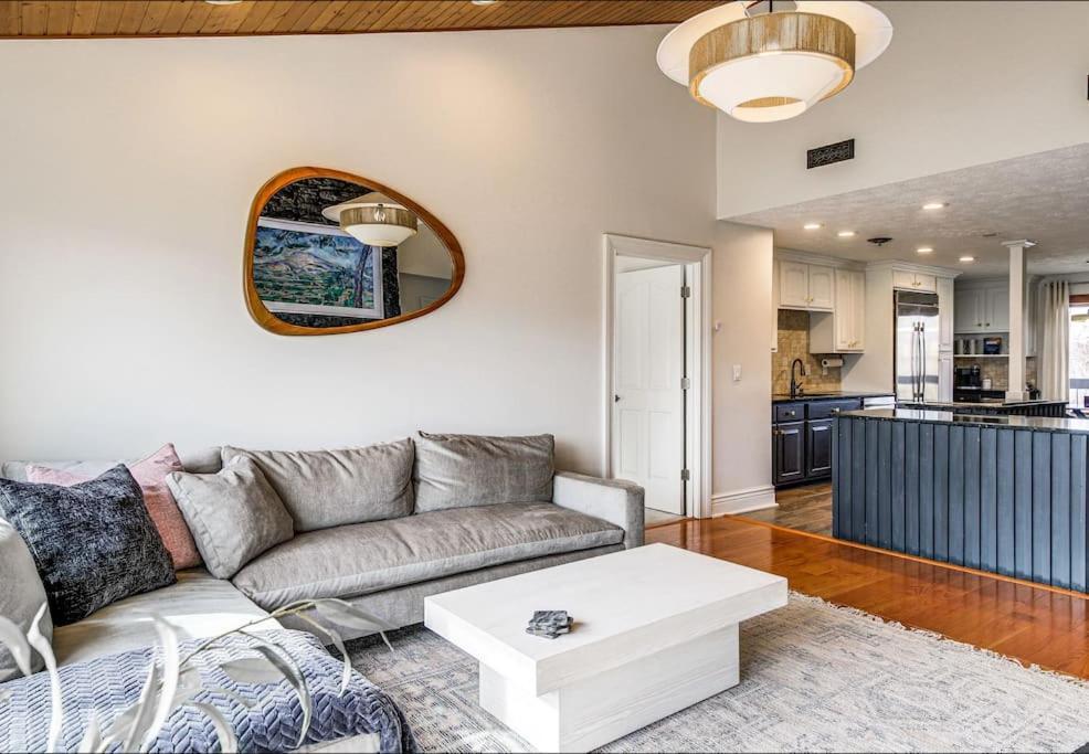 Villa Lux Retro Getaway W/ Ober & Smoky Mtn Views! Gatlinburg Exterior foto