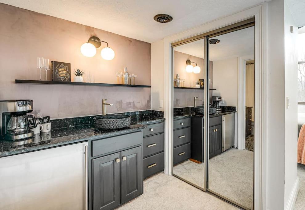 Villa Lux Retro Getaway W/ Ober & Smoky Mtn Views! Gatlinburg Exterior foto