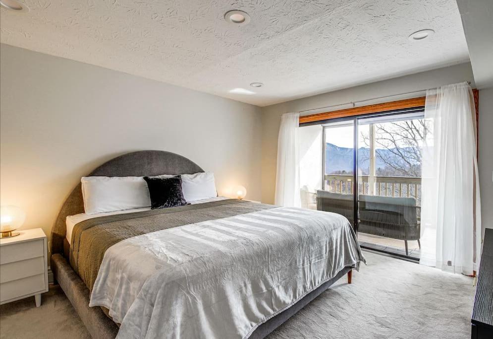 Villa Lux Retro Getaway W/ Ober & Smoky Mtn Views! Gatlinburg Exterior foto